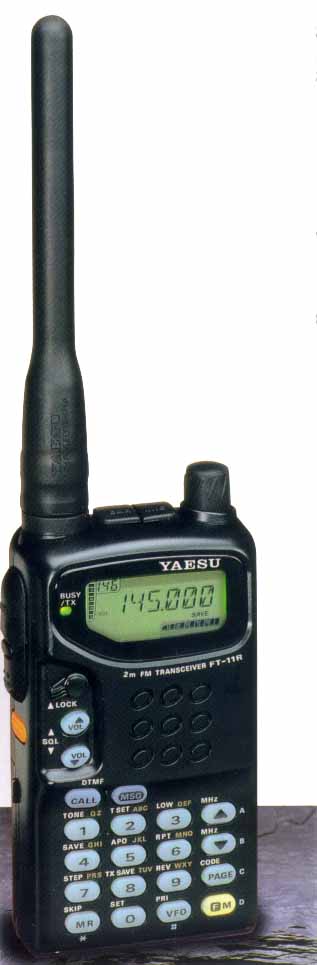 http://www.echolink.ru/articles/anapa_2004/Yaesu_FT11-R.jpg